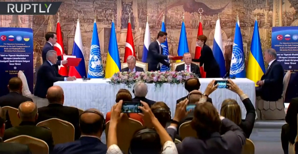 Представители РФ, Турции, Украины и ООН подписали соглашения по экспорту зерна